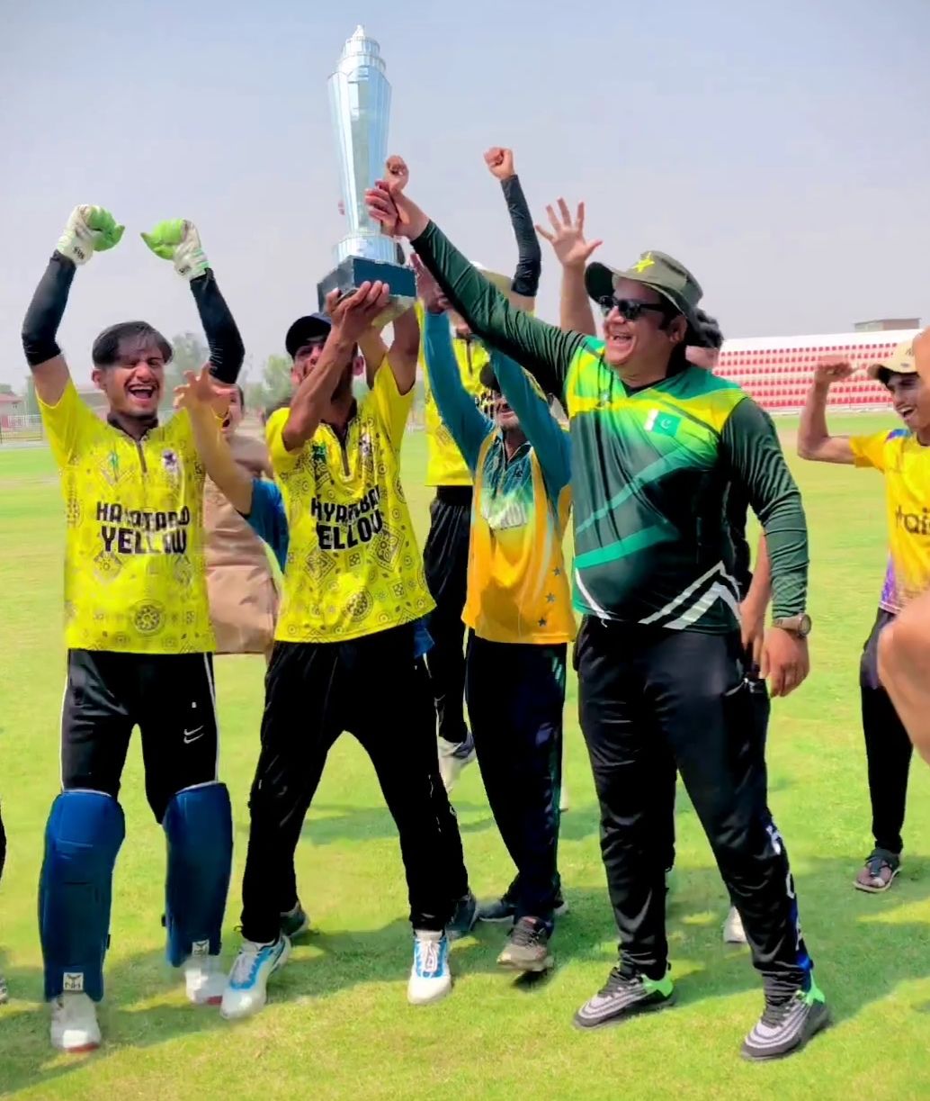 yellow team